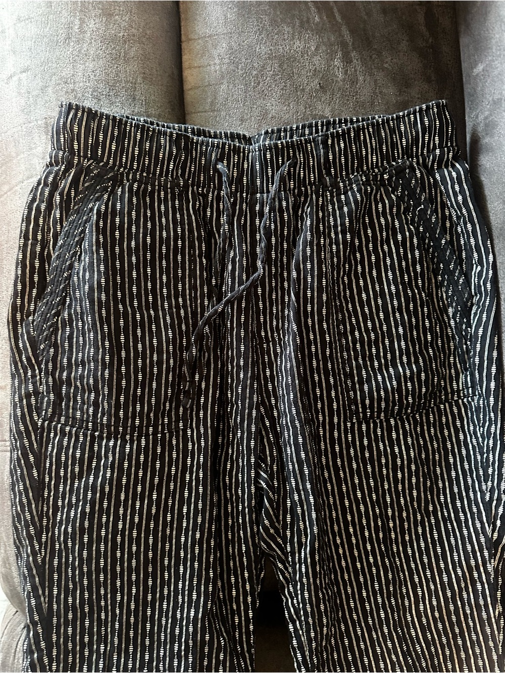 Old Navy Straight Leg Pants - Picture 4 of 7